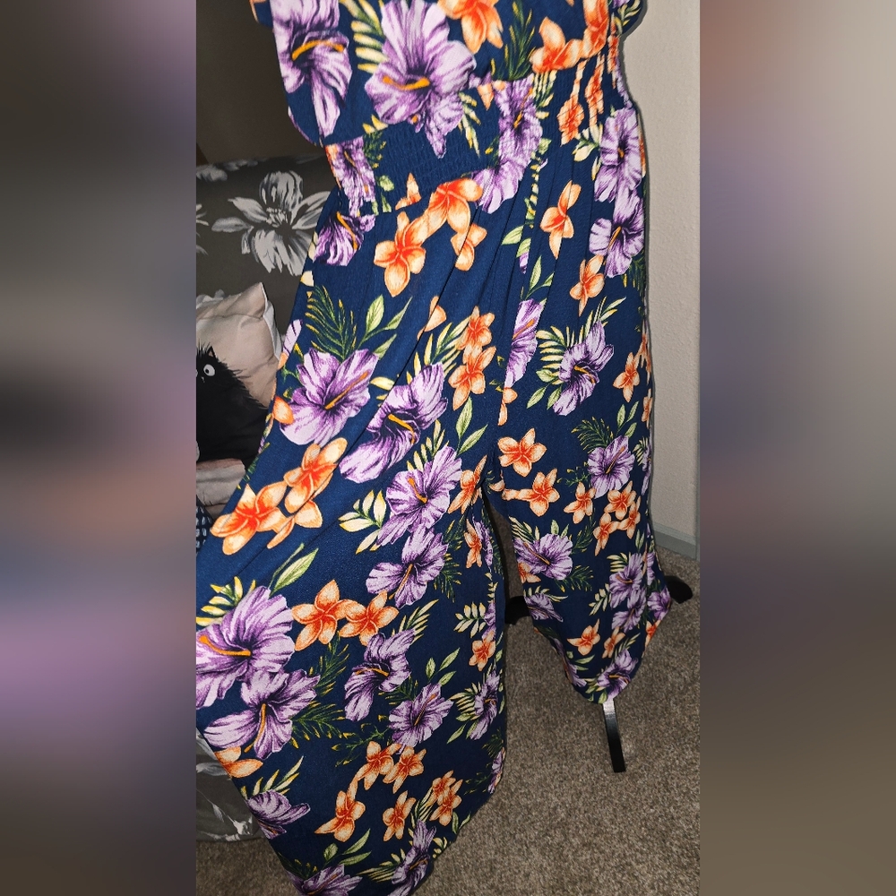2425 ALYX Floral Sleeveless Jumpsuit - Picture 3 of 12